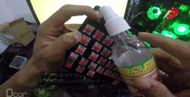 cómo reducir errores al tipear en teclados mecánicos en teclados ergonómicos